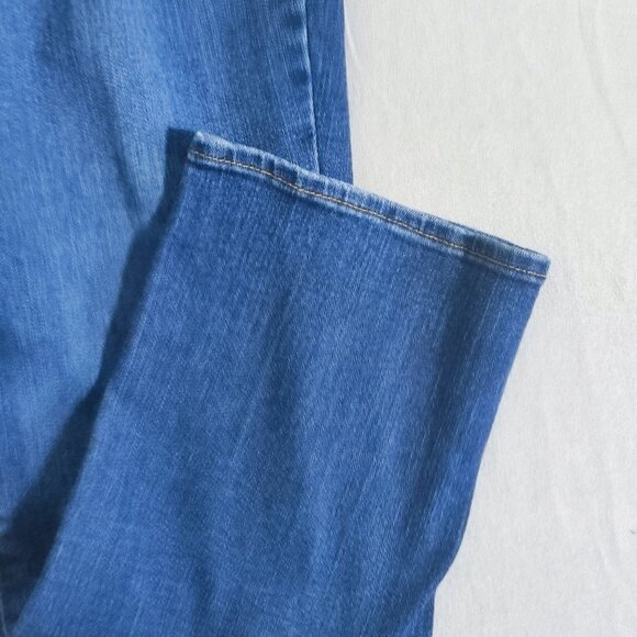 Signature by Levi Strauss jeans women's size 18M denim blue colour straight leg - Picture 11 of 16